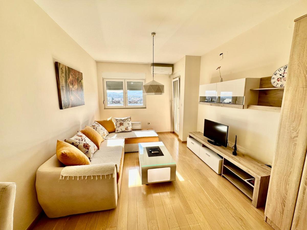 Fanky City Apartments 포드고리차 외부 사진